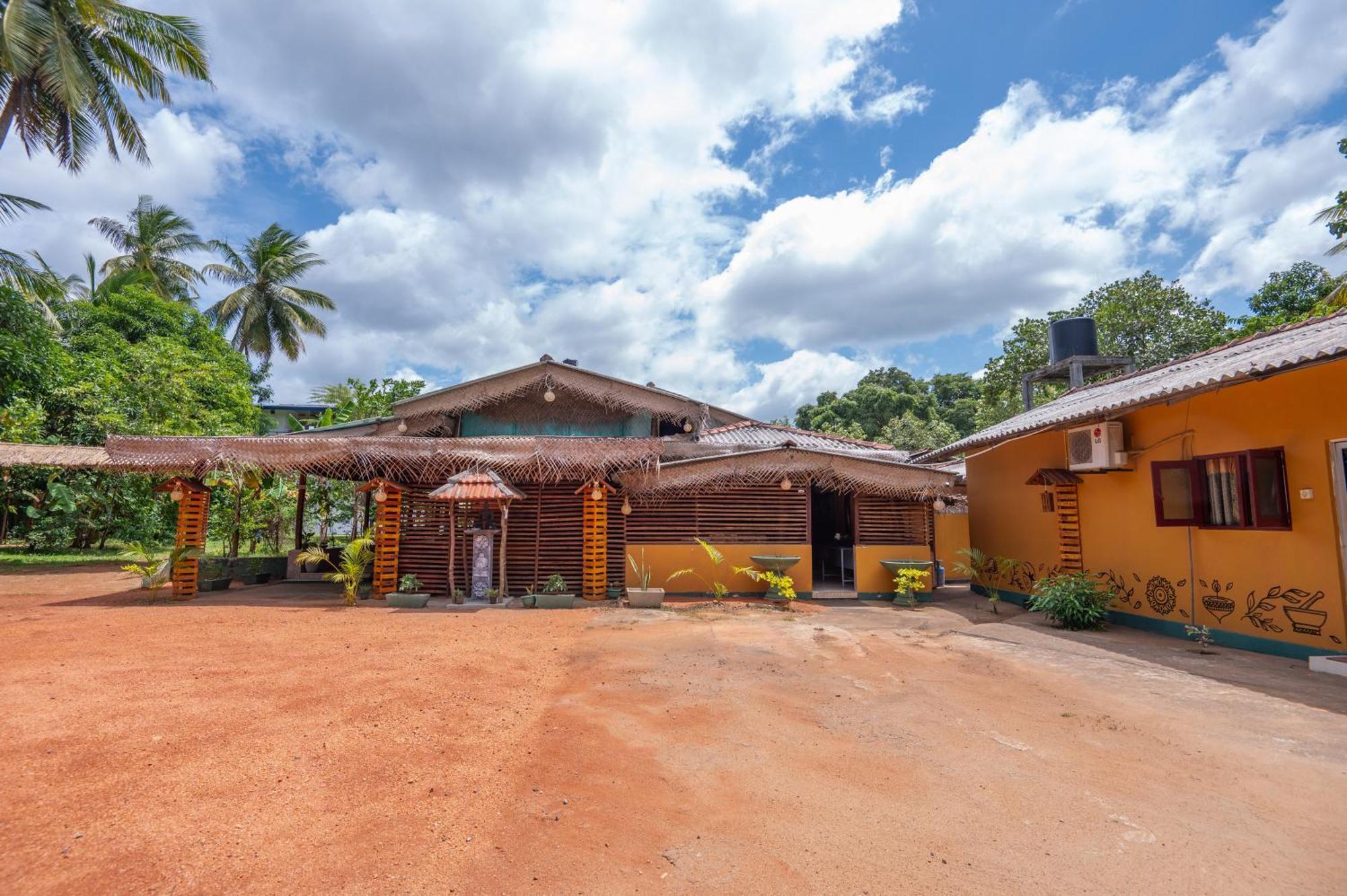 Ayurvedic Lanka Wellness Hotel Moragaswewa Экстерьер фото